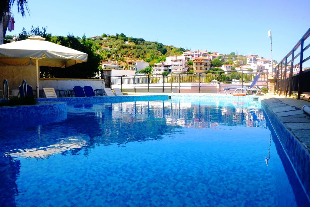 Denise Hotel Skopelos Town Exterior photo