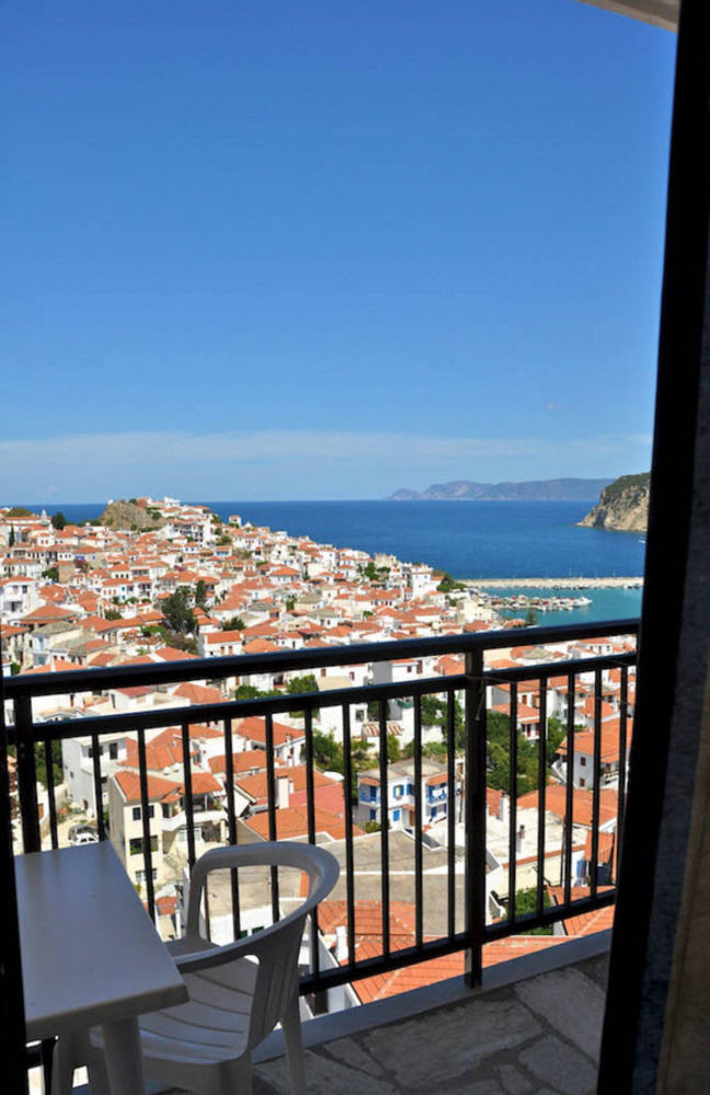 Denise Hotel Skopelos Town Exterior photo